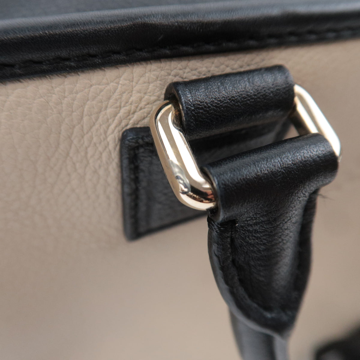 LOEWE Amazona 36 Leather Handbag Ivory Black