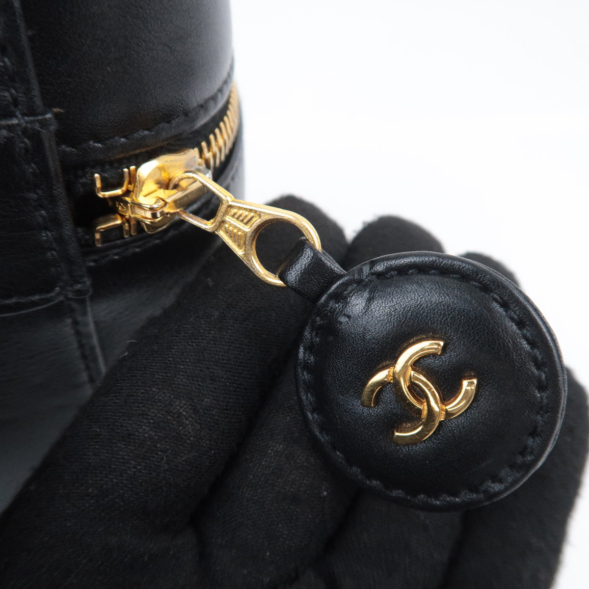 CHANEL Bicolore Leather Vanity Bag A01619