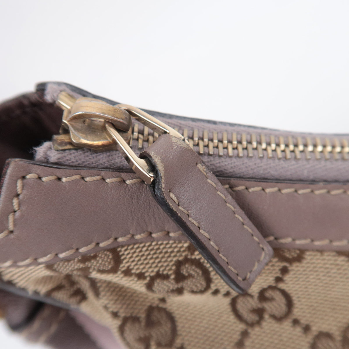 GUCCI GG Canvas Hobo Shoulder Bag 181092
