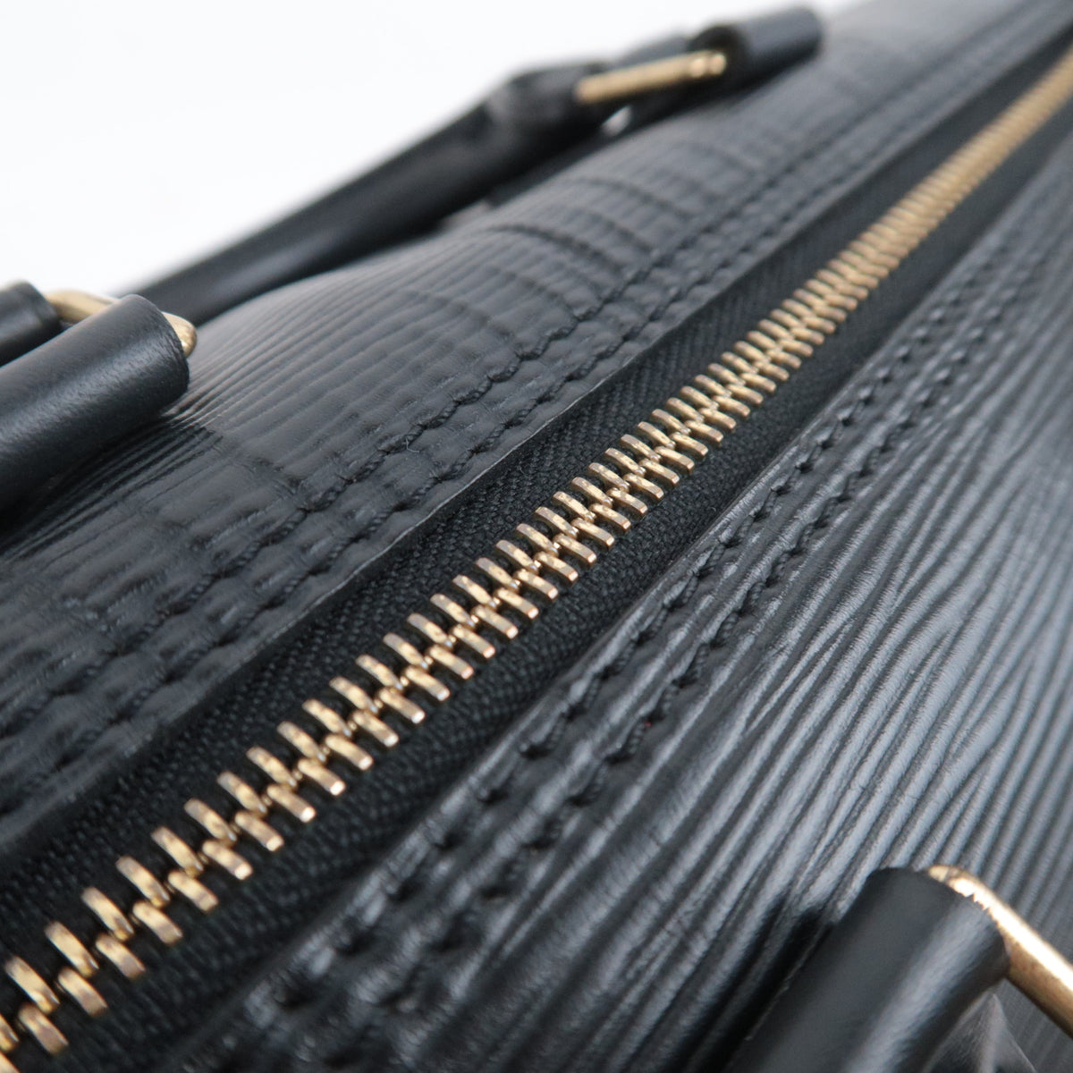 Louis Vuitton Epi Speedy 25 Handbag Noir M59032
