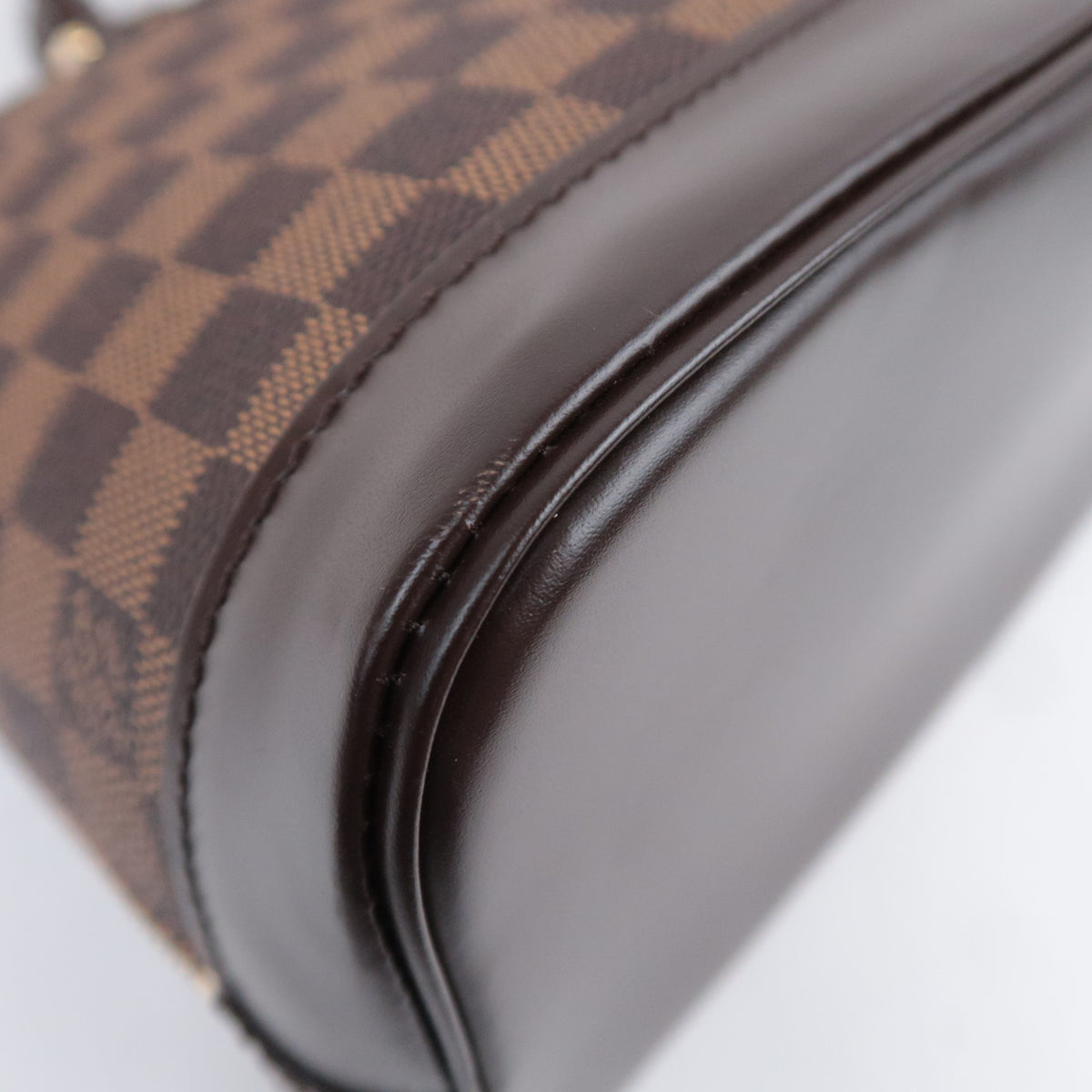Louis Vuitton Damier Alma Handbag N51131