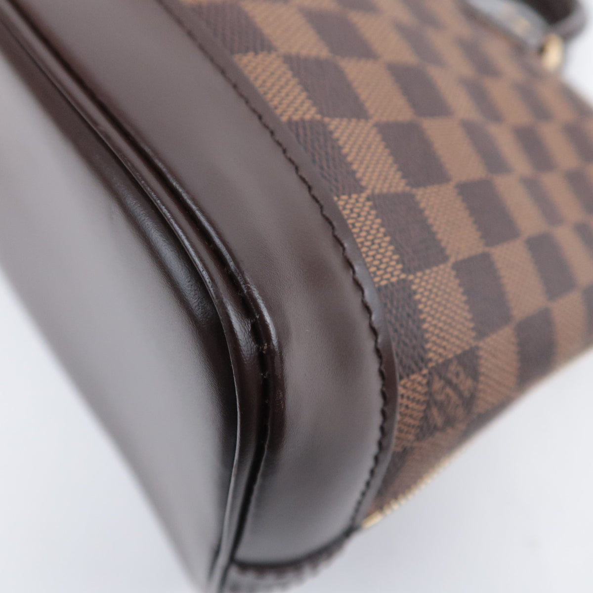 Louis Vuitton Damier Alma Handbag N51131