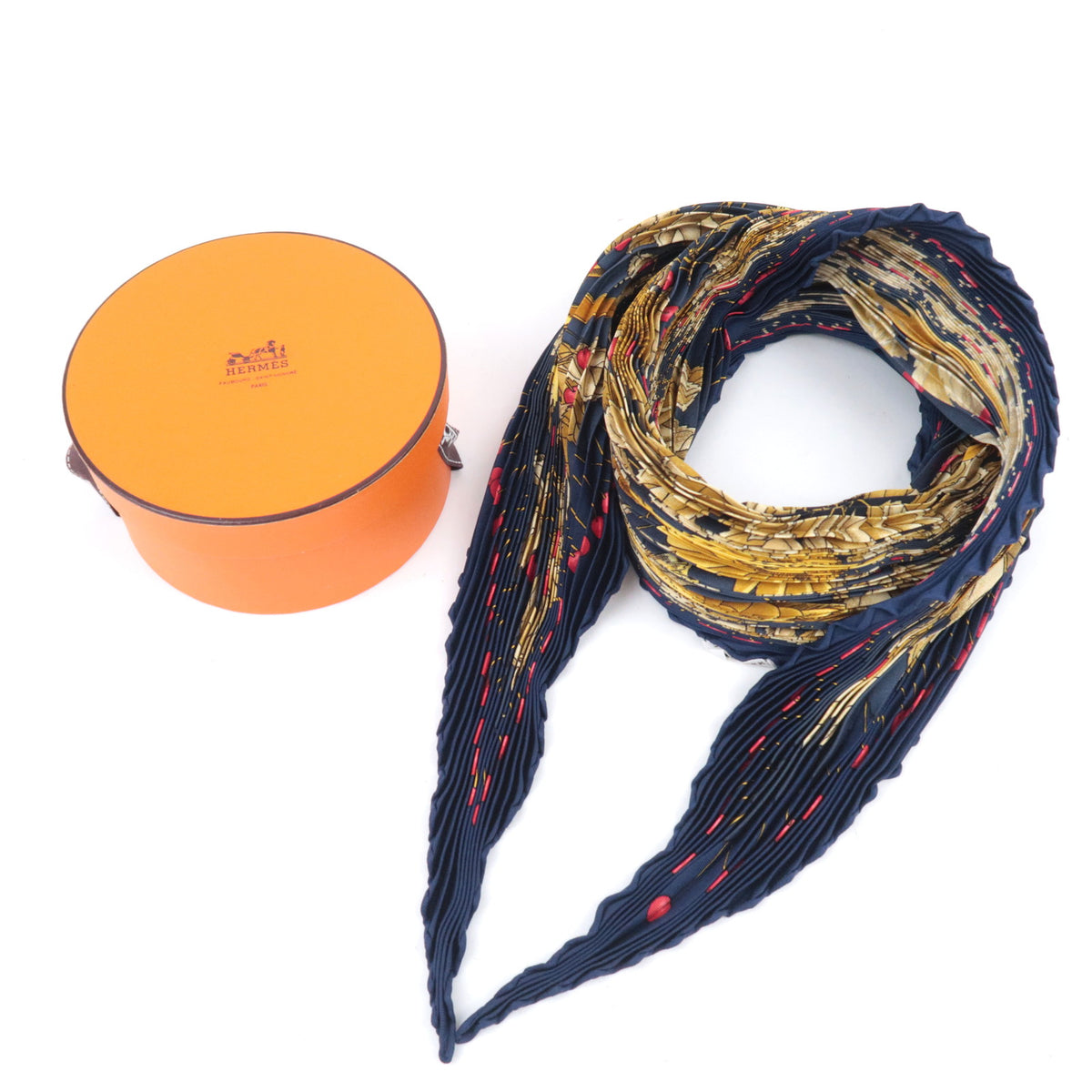 HERMES Pleated Carre 90 Scarf Les merises