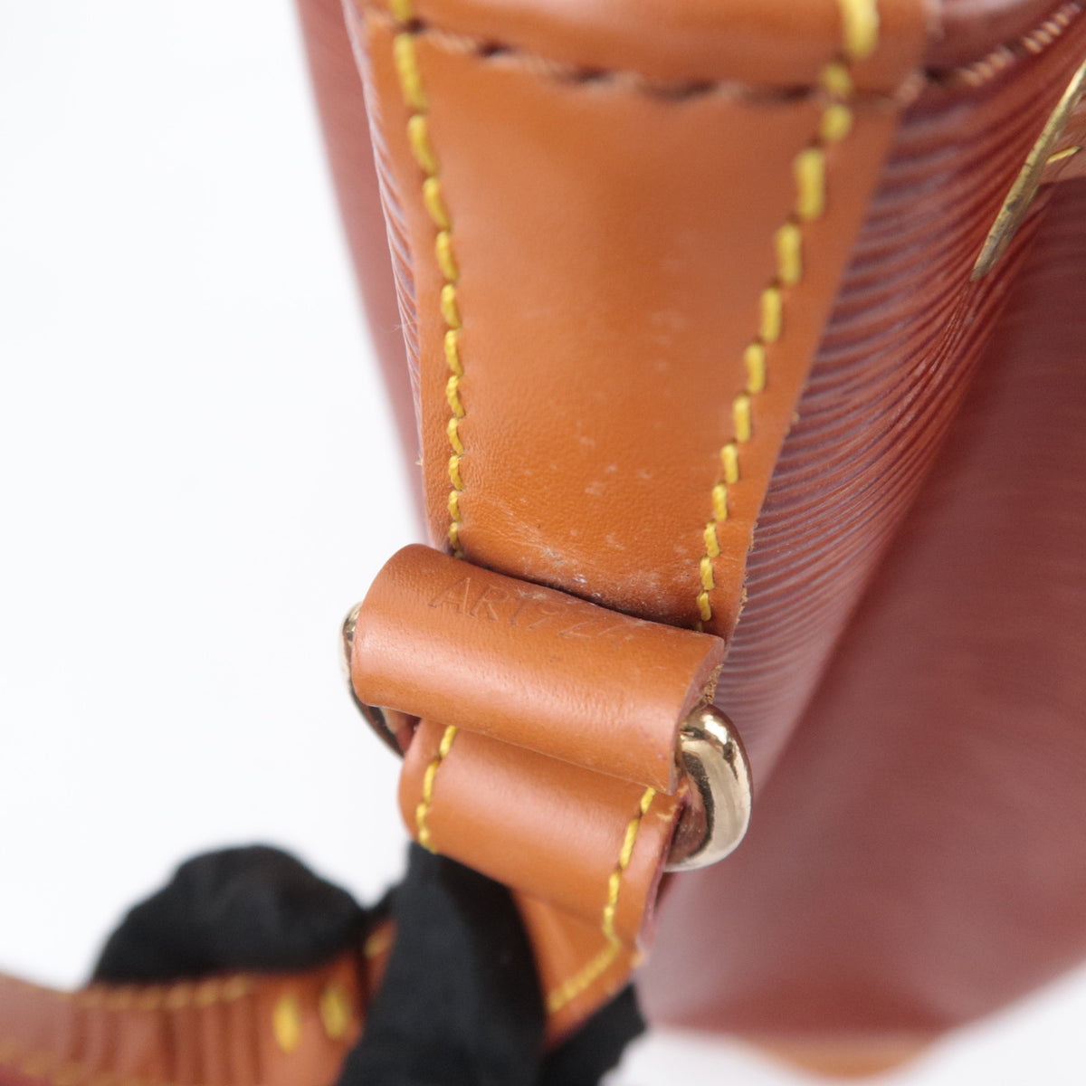 Louis Vuitton Epi Noe Two Tone Bag Kenya Brown / Zipang Gold M44028