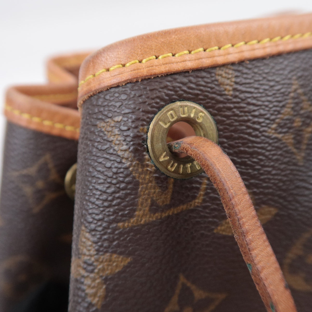 Louis Vuitton Monogram Montsouris MM M51136