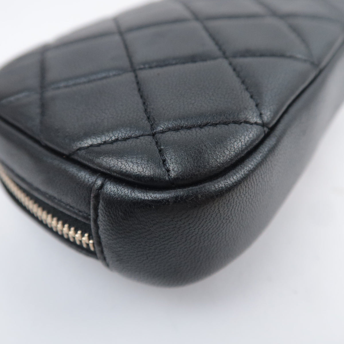 CHANEL Matelasse Mini Cosmetic Pouch Lambskin