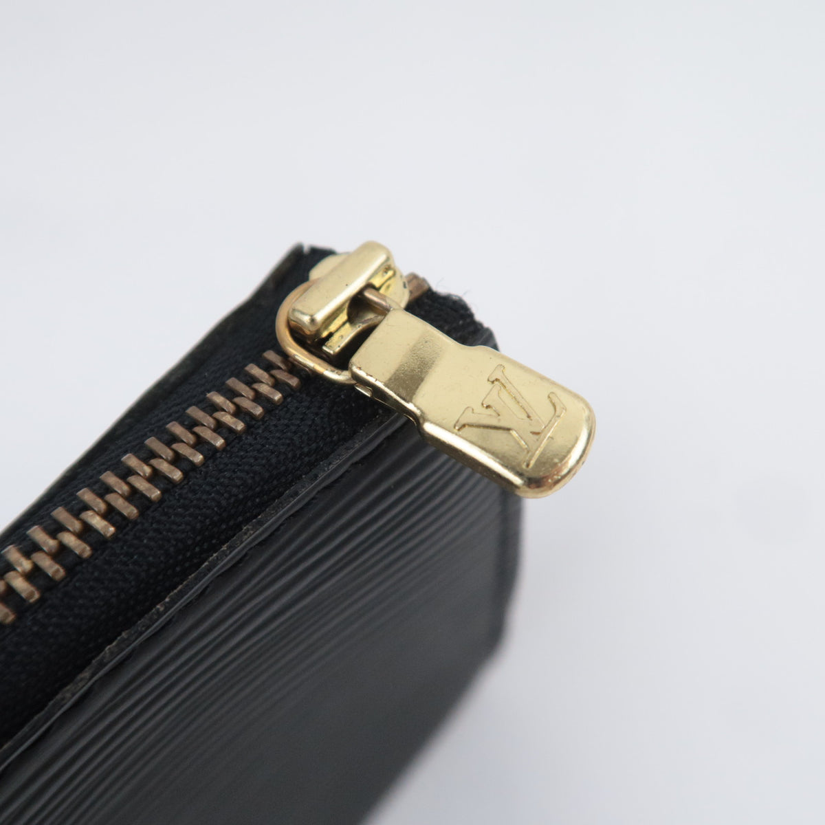Louis Vuitton Epi Pochette Accessoires Accessory Pouch M52942