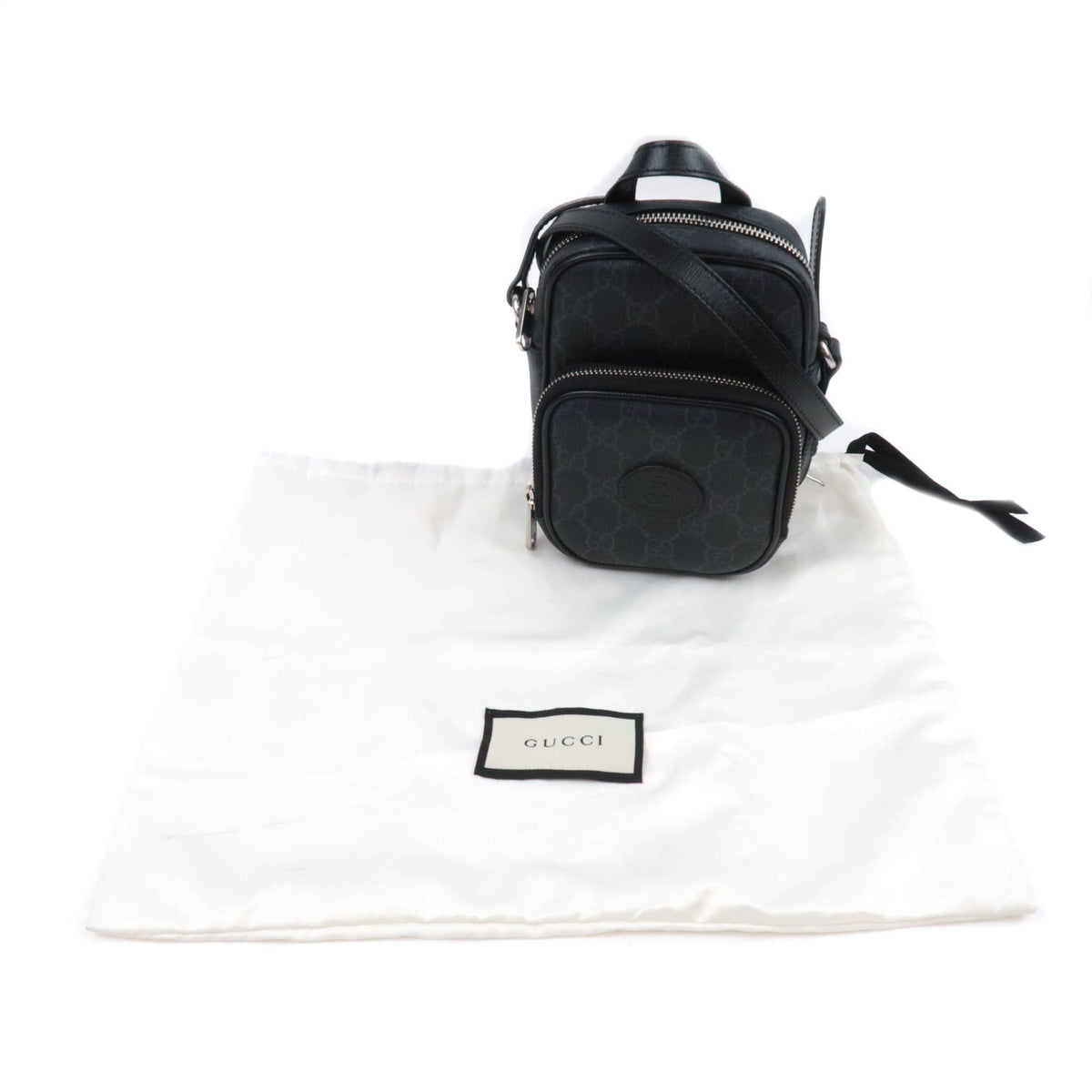 GUCCI Interlocking G GG Supreme Small Shoulder Bag 672952