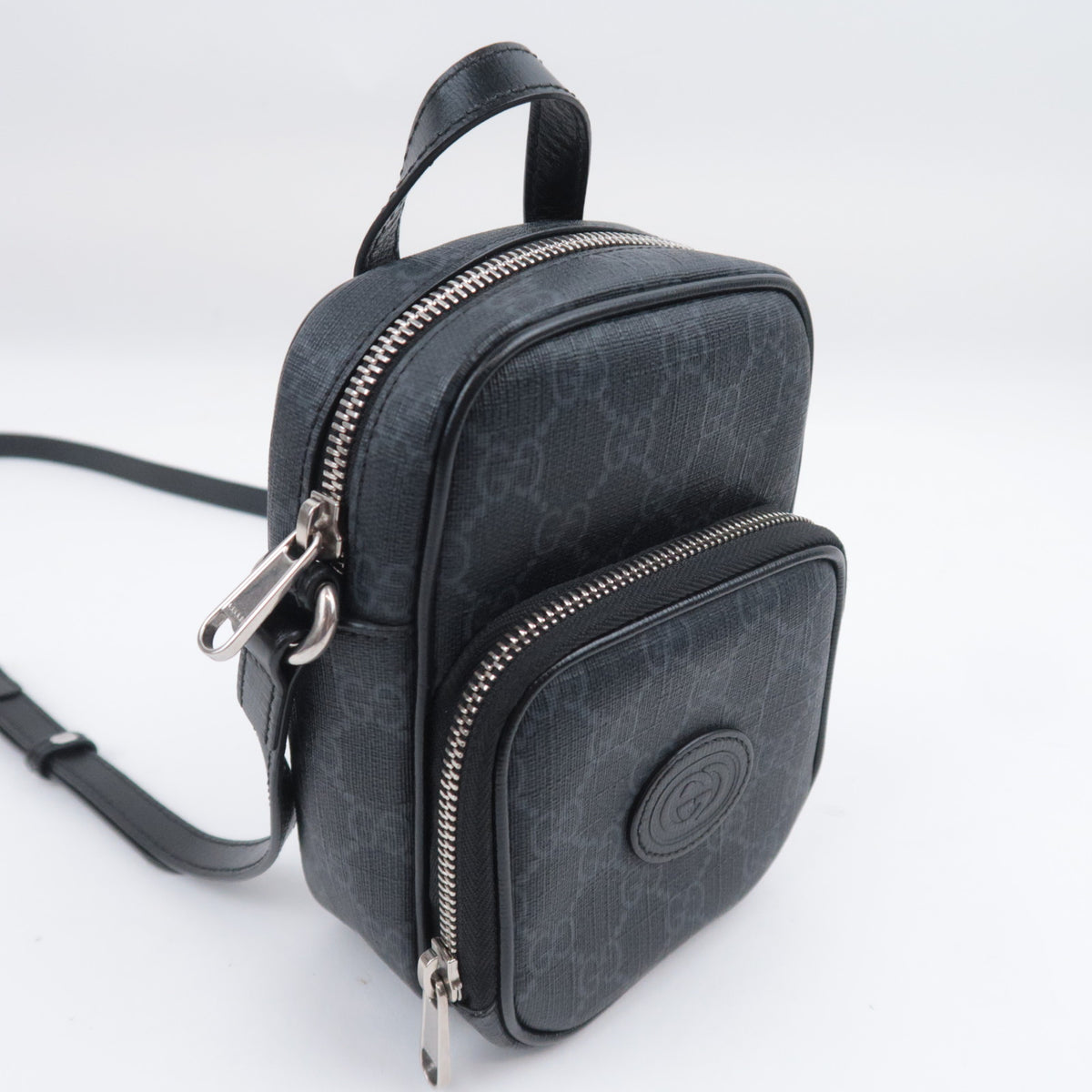 GUCCI Interlocking G GG Supreme Small Shoulder Bag 672952