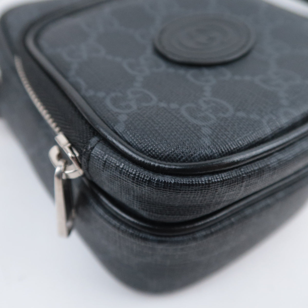 GUCCI Interlocking G GG Supreme Small Shoulder Bag 672952