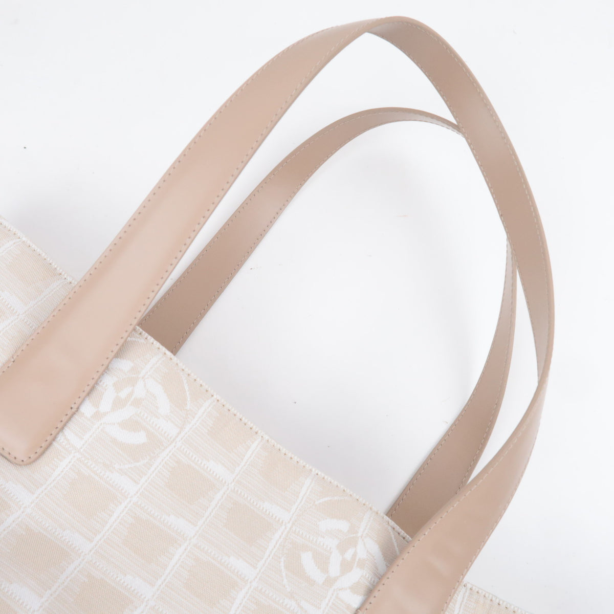 CHANEL New Travel Line GM Tote Bag A15825