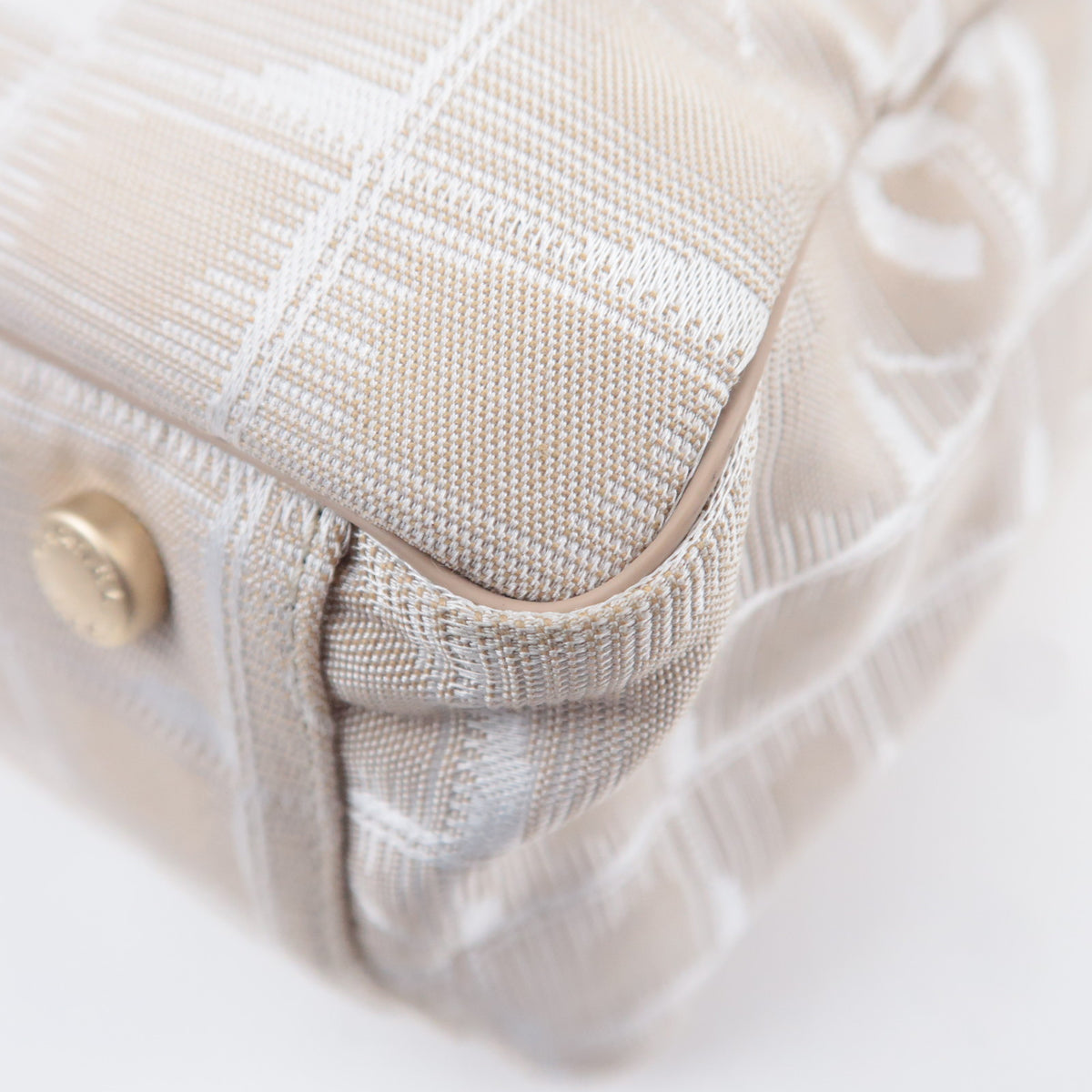 CHANEL New Travel Line GM Tote Bag A15825