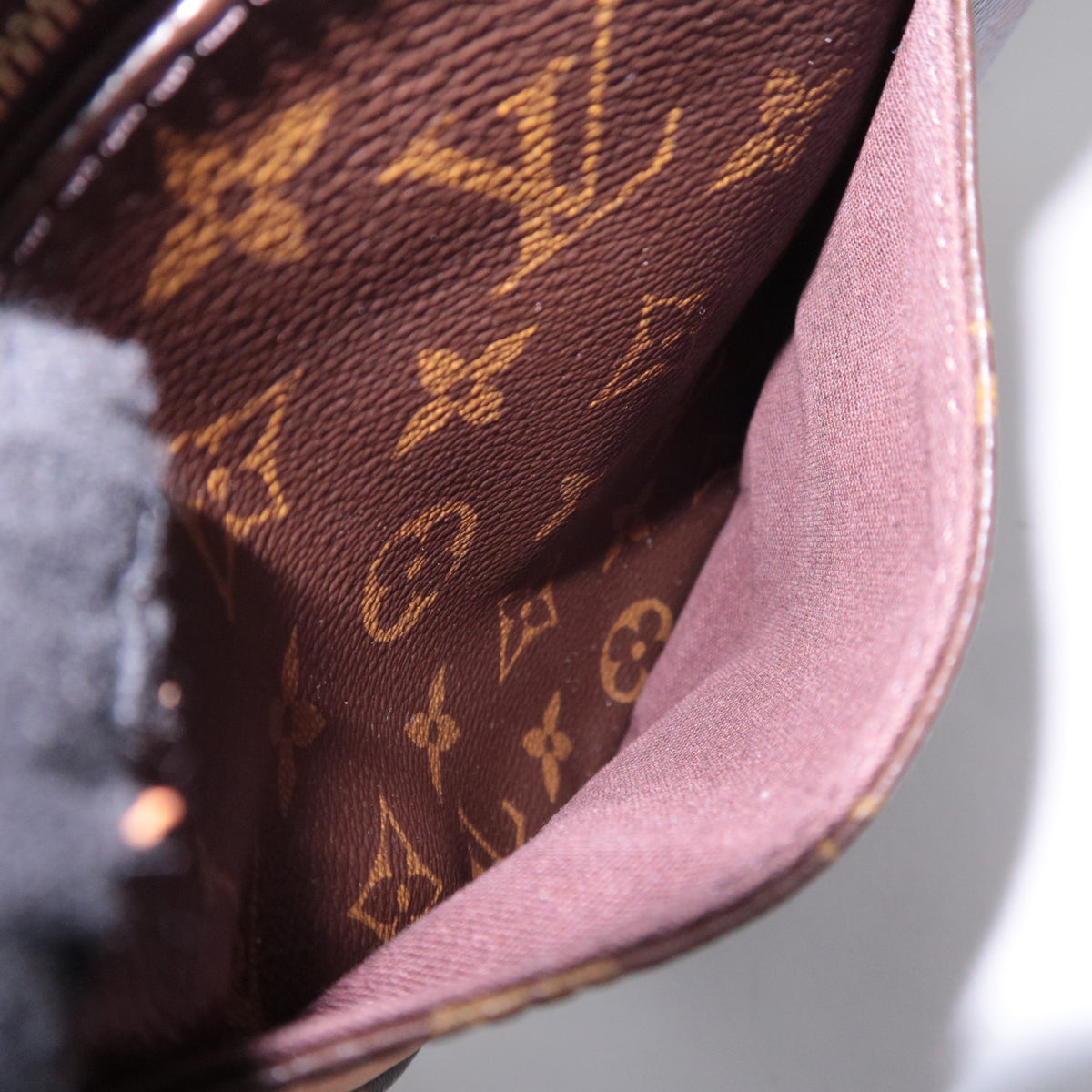 Louis Vuitton Monogram Menilmontant PM Shoulder Bag M40474