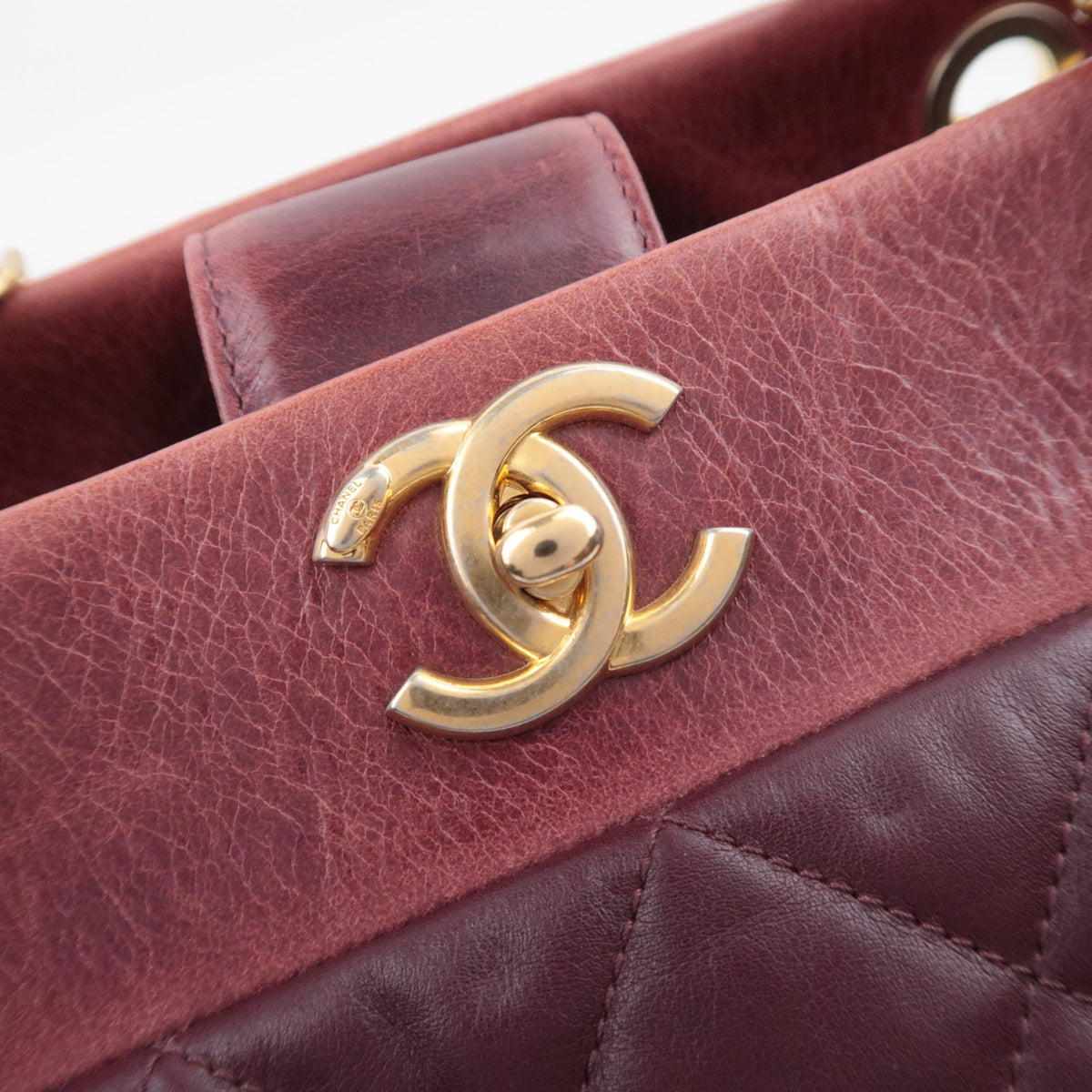 CHANEL Soft Elegance Matelasse Chain Tote Bag
