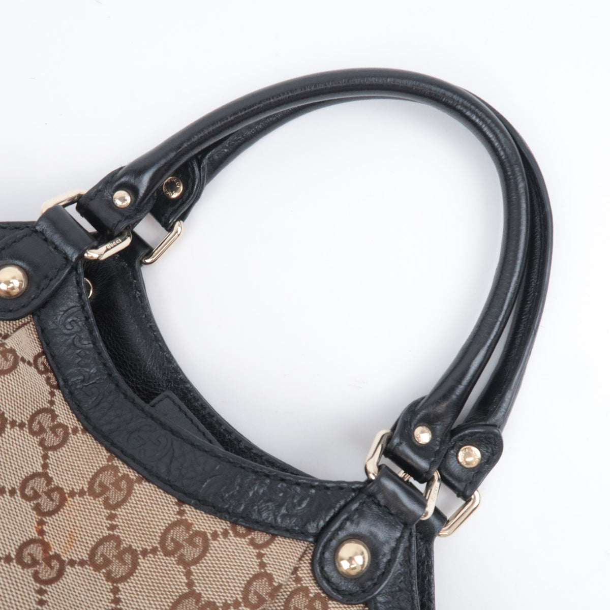 GUCCI Sukey GG Canvas Shoulder Bag 211944