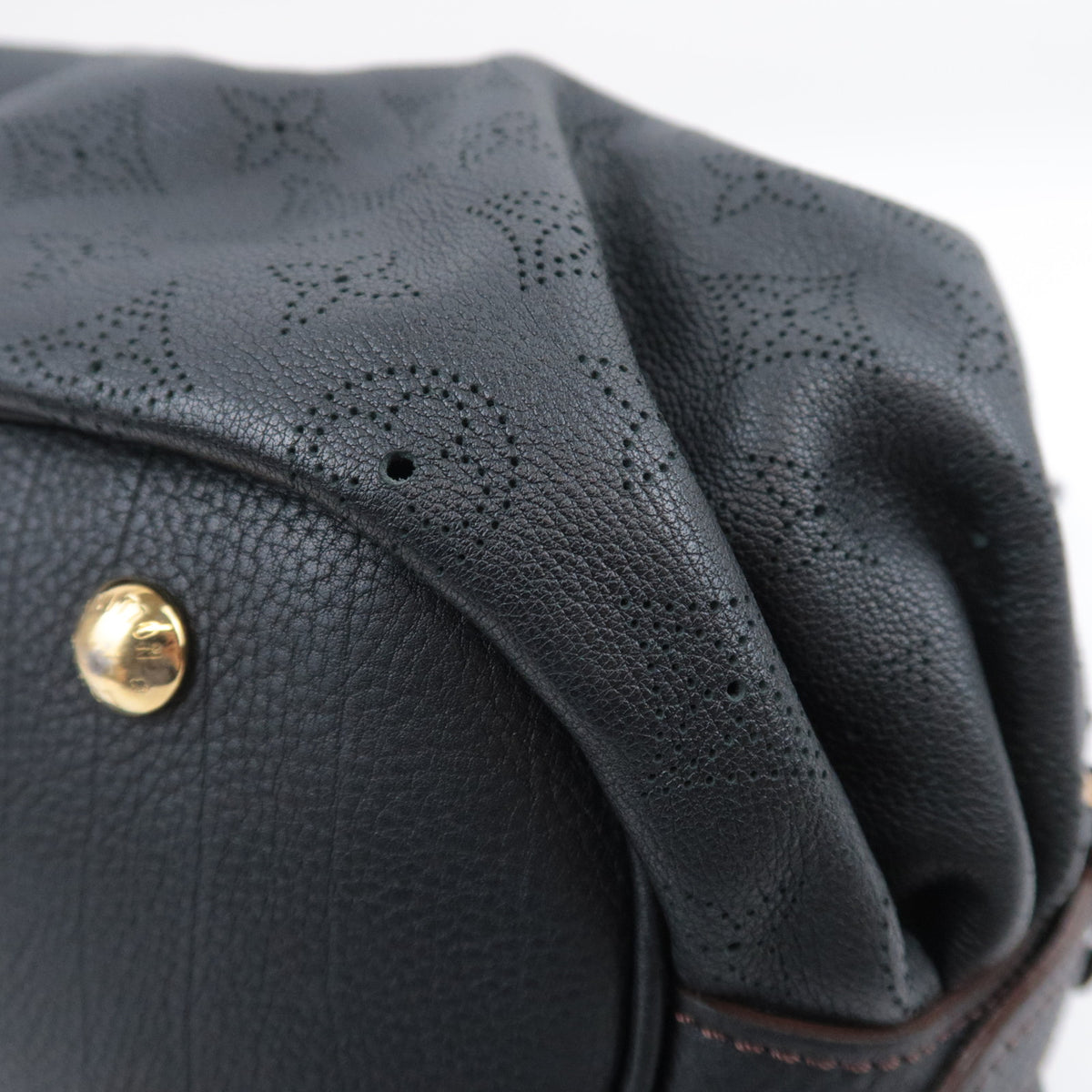 Louis Vuitton Monogram Mahina XS Shoulder Bag M95660