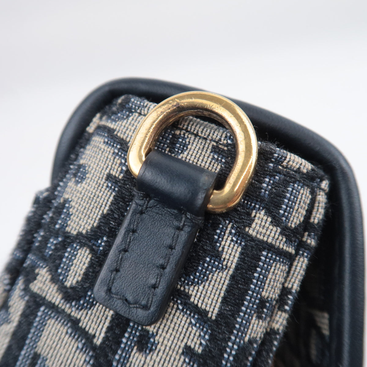 Christian Dior Oblique 30 Montaigne Box Shape Shoulder Bag