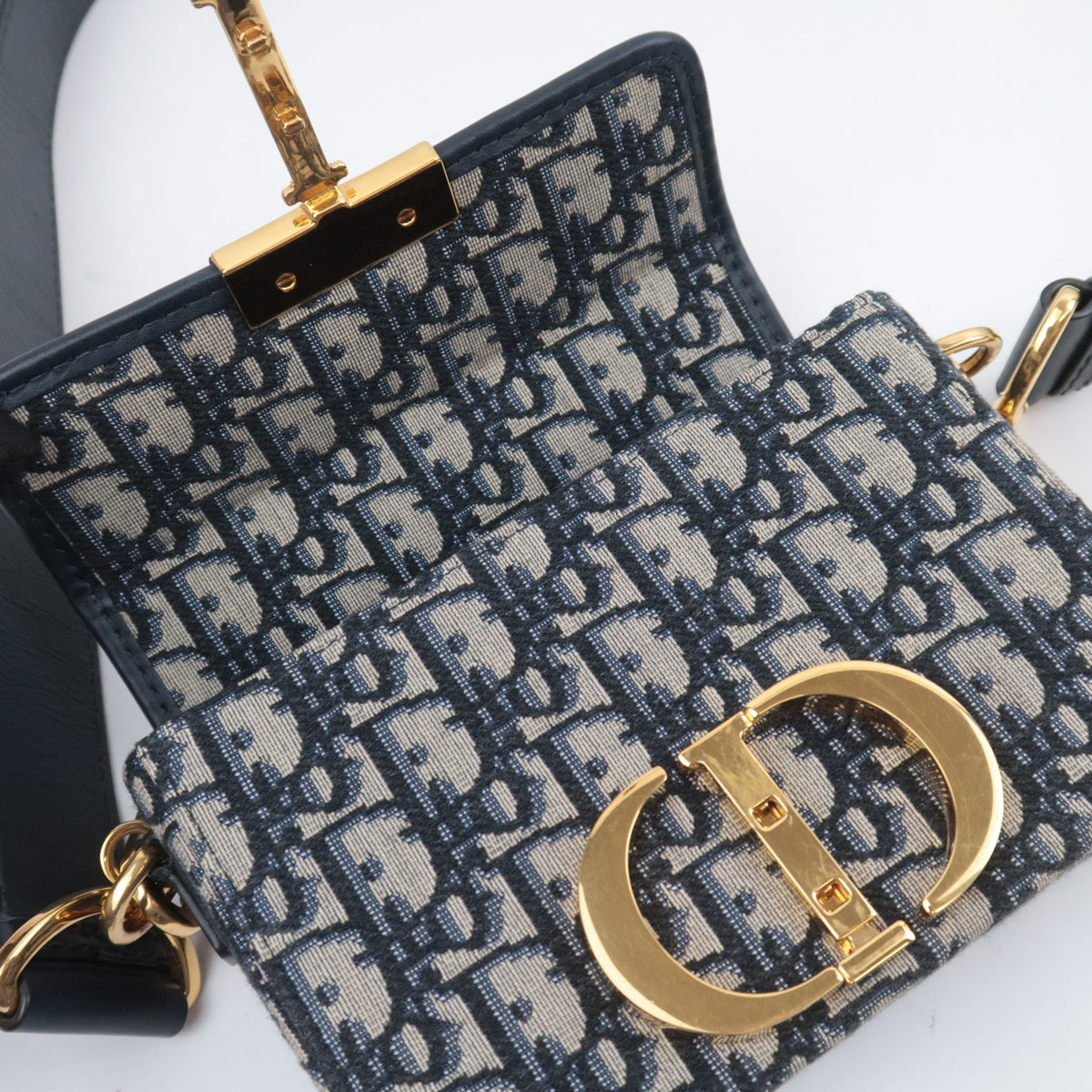 Christian Dior Oblique 30 Montaigne Box Shape Shoulder Bag