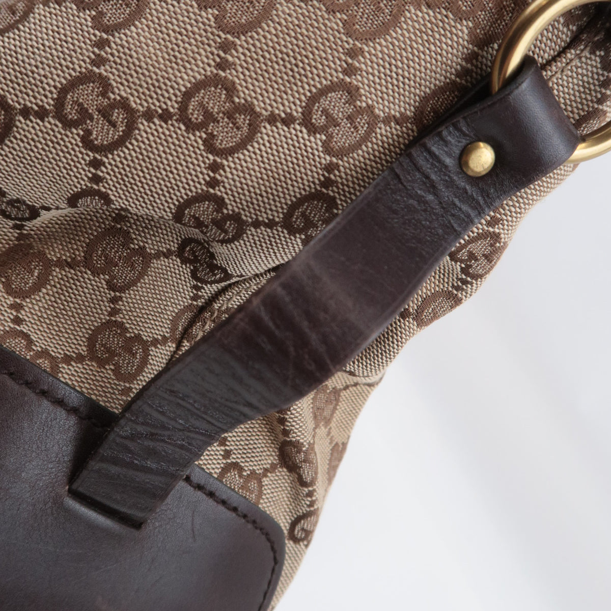 GUCCI GG Canvas Front Belt Tote Bag 106251