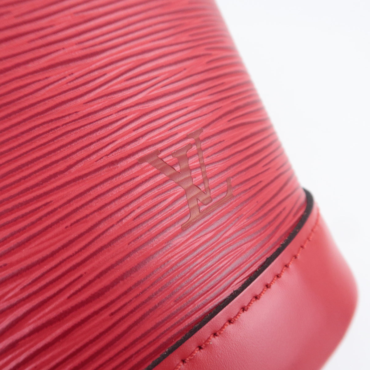 Louis Vuitton Epi Alma Hand bag M52147