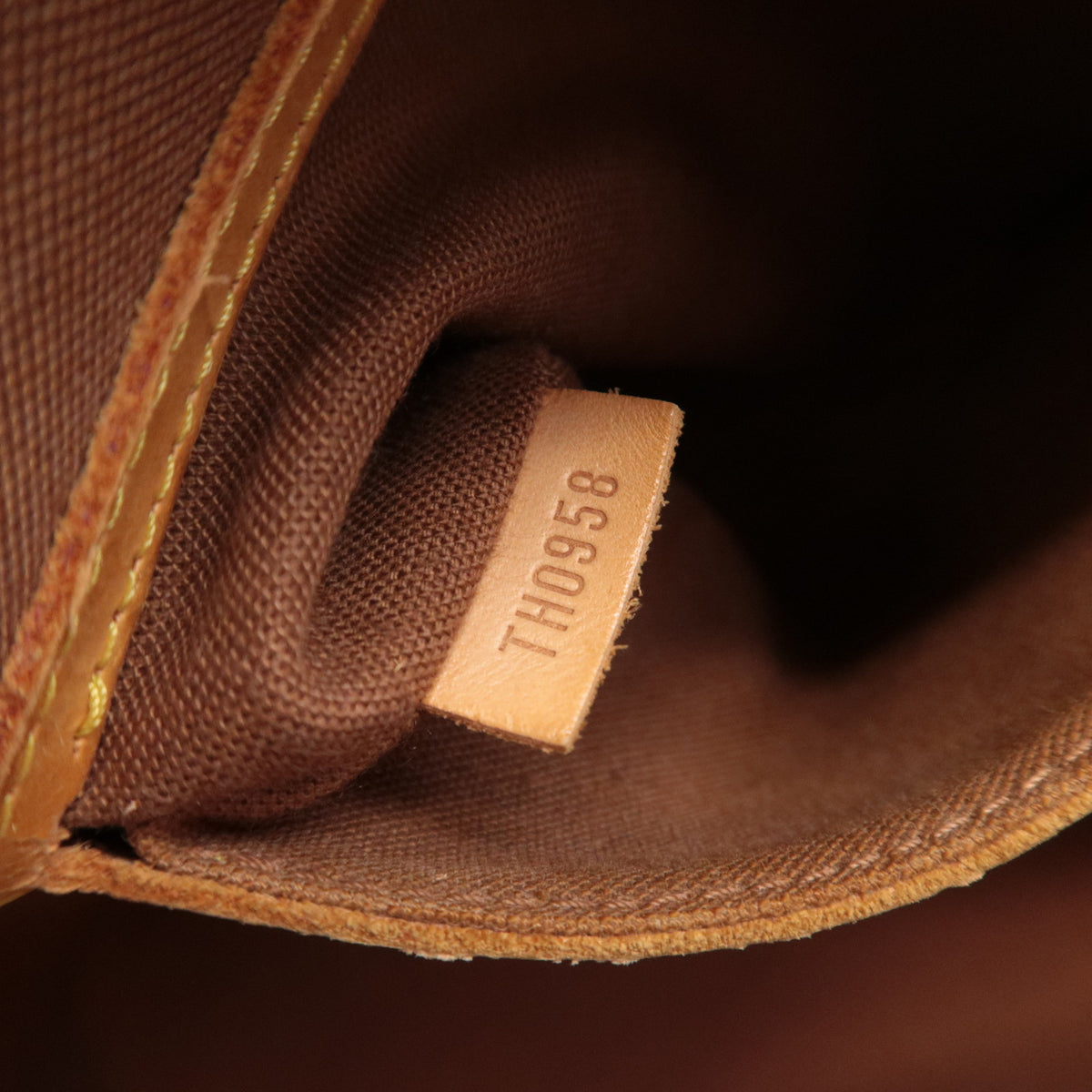 Louis Vuitton Monogram Alma Hand Bag M51130