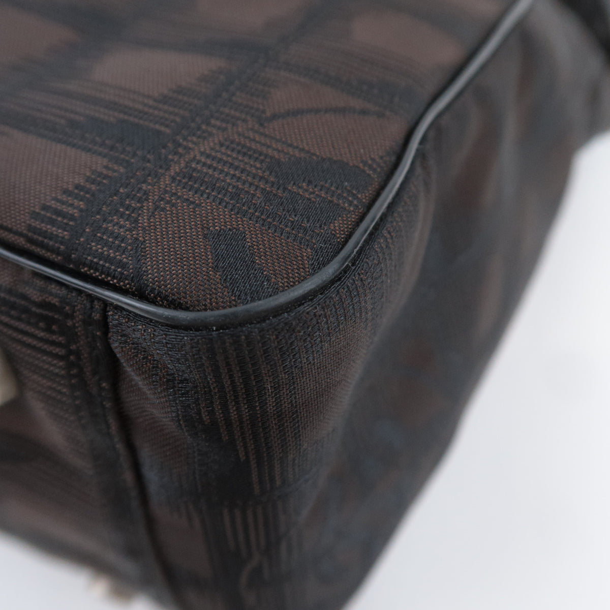 CHANEL New Travel Line Tote GM A15825