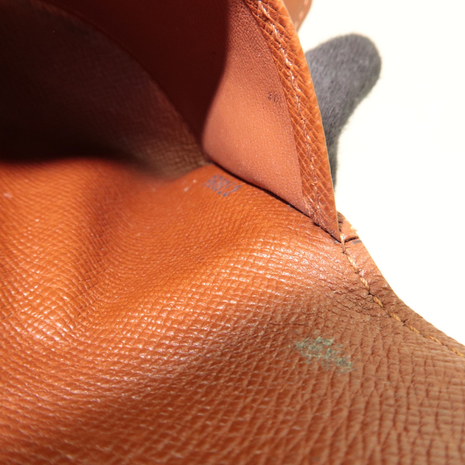 Louis Vuitton Set of 2 Monogram Multicle 6 M62630 & Monogram Vernis Multi Cles 4 M91360