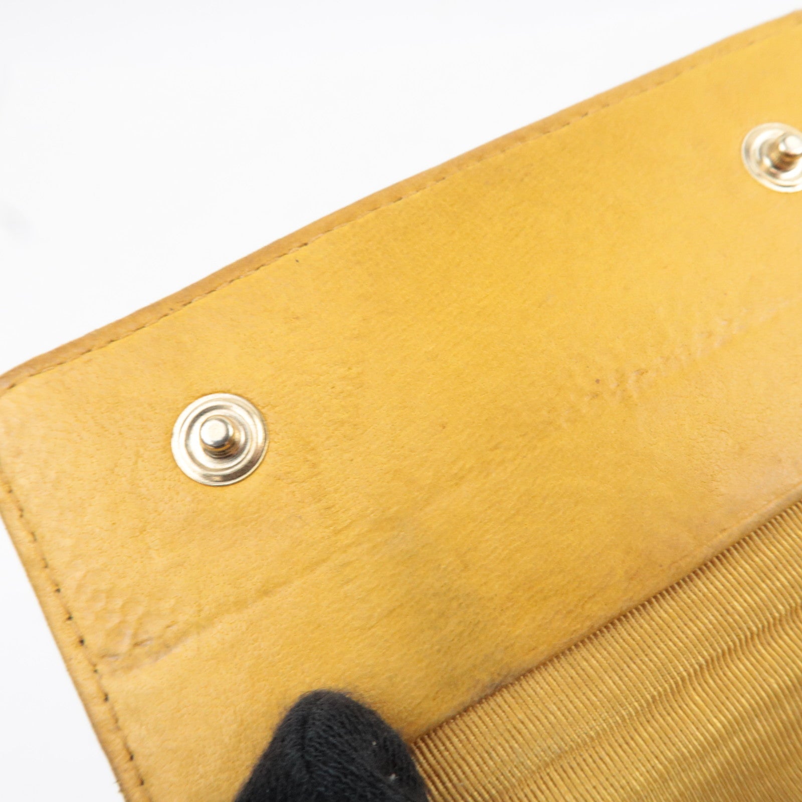 Set of 2 PRADA 6 Rings Key Case Nylon Black & CHANEL Cocomark 6 Rings Key Case Caviar Skin Yellow