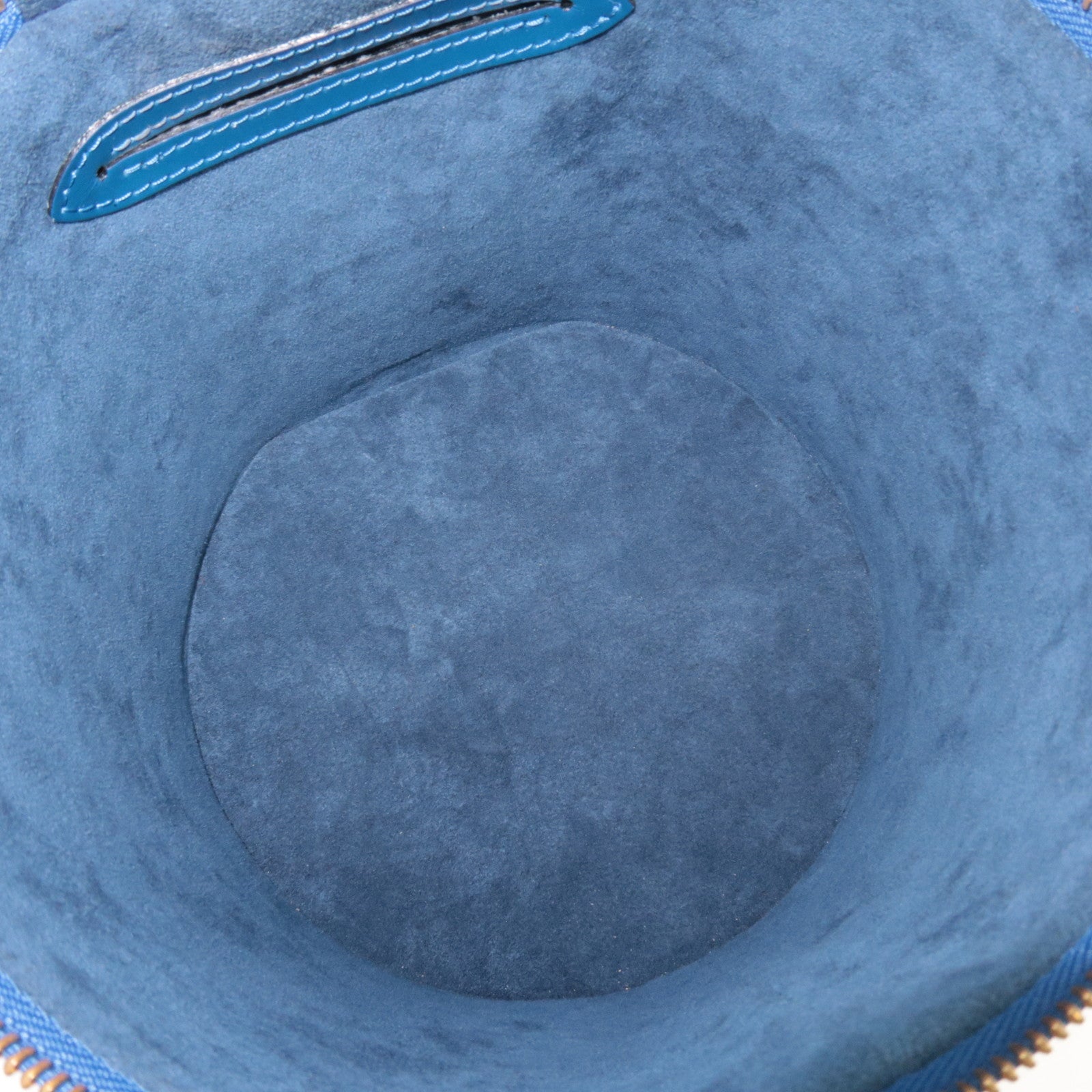 Louis Vuitton Epi Cannes M48035 / Serial unknown *Lock, key are missing