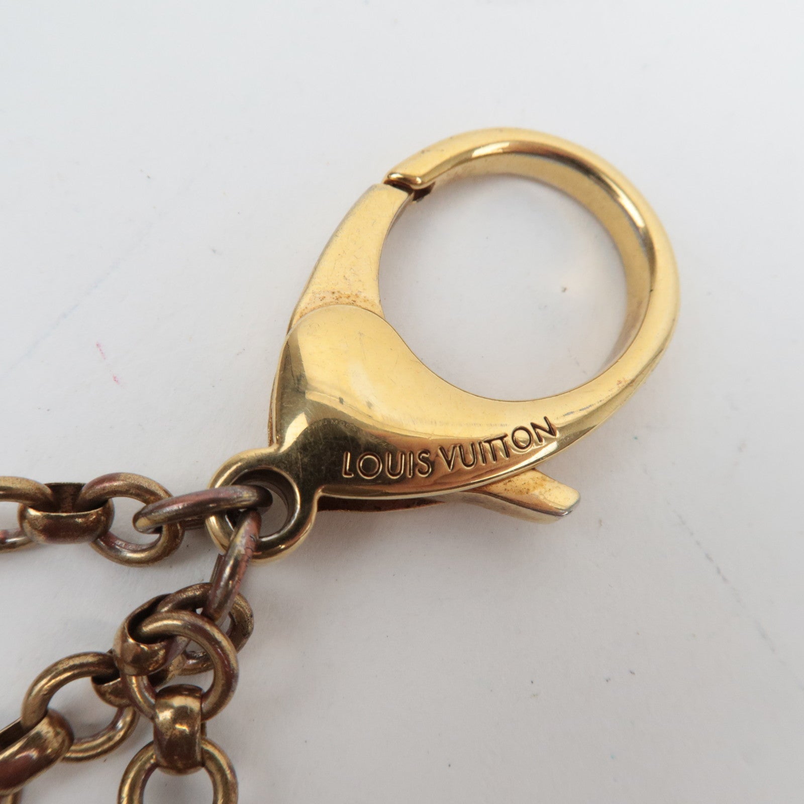 Louis Vuitton Bijou Sac INSOLENCE Charm M65844/OB1121 Goudbruin 