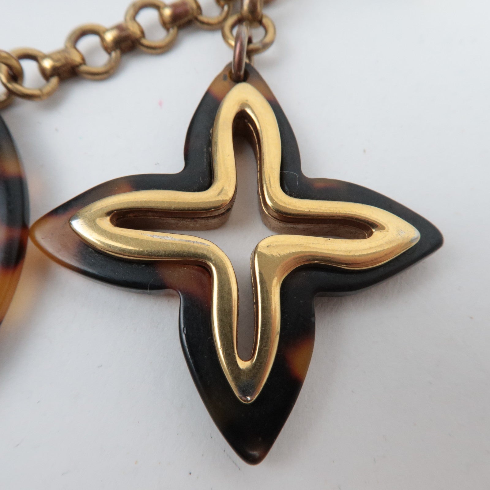 Louis Vuitton Bijou Sac INSOLENCE Charm M65844/OB1121 Goudbruin 