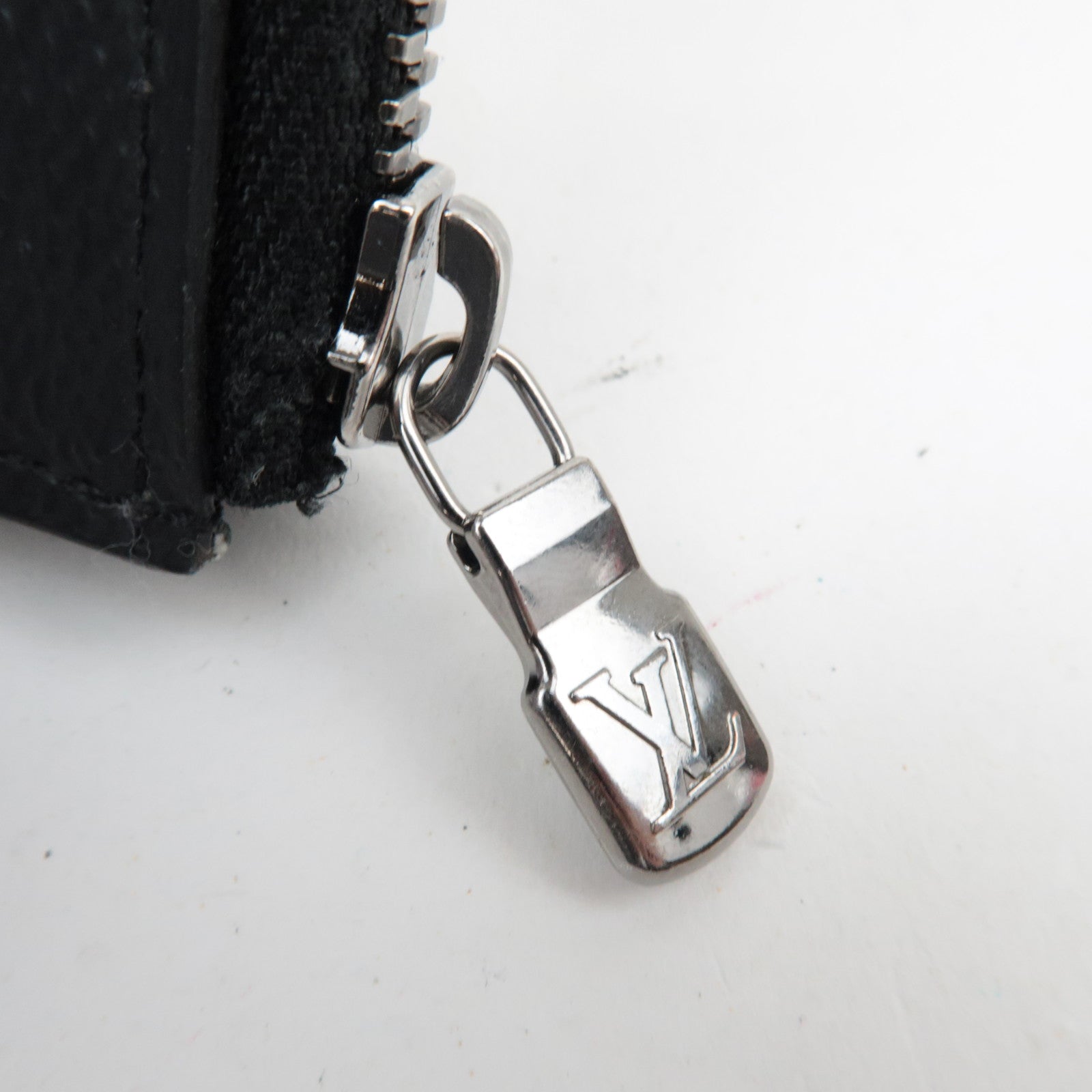 Louis Vuitton Monogram Eclipse Porto Monnaie Jour M63536 / RFID