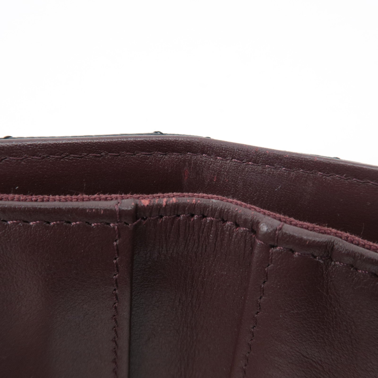 CHANEL Caviarskin Trifold Wallet Small Flap Wallet Black E1X0XT95