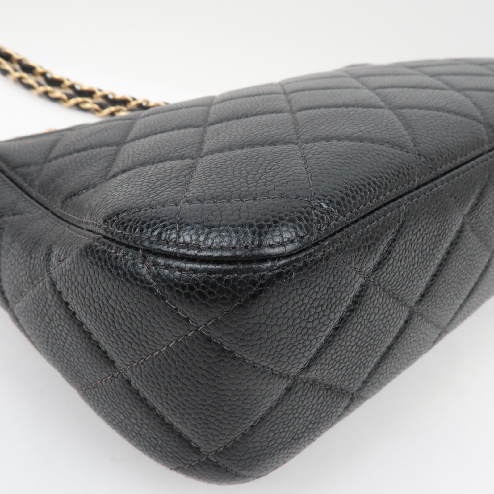 CHANEL Matelasse Caviar Skin Big Coco Chain Bag Black