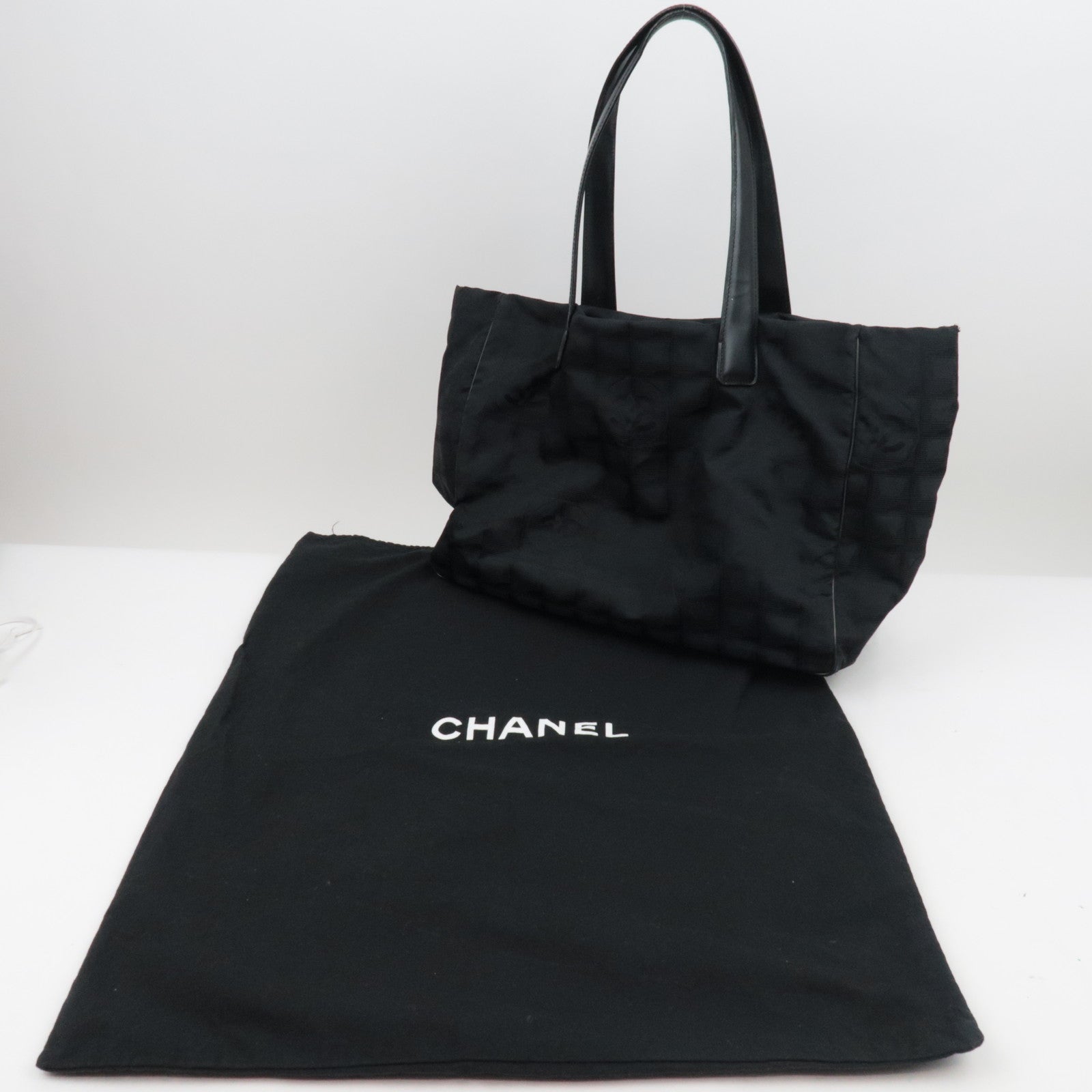 CHANEL Nieuwe Travel Line Tote Bag MM Zwart *Stofzak 