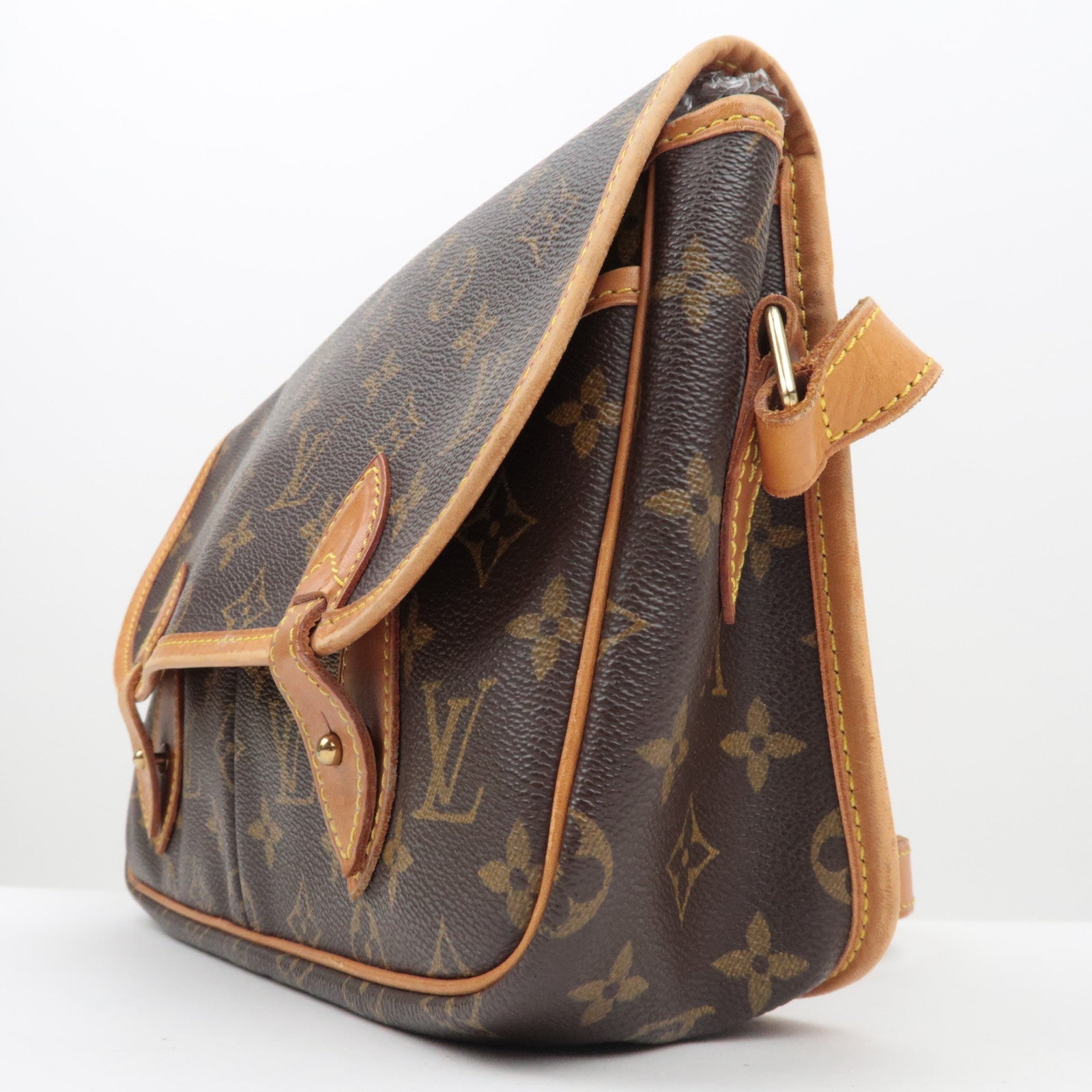 Louis Vuitton Monogram Gibessière MM M42247/AR1924