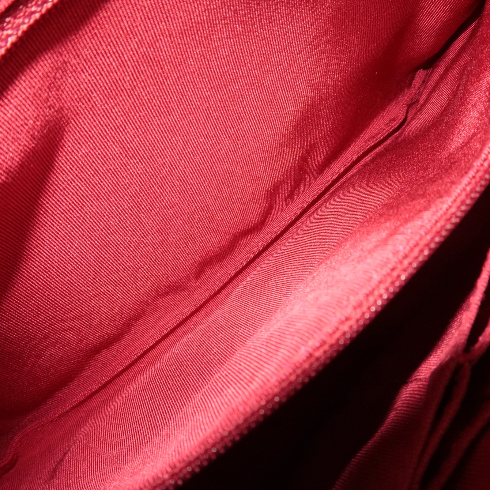 CHANEL Gabrielle Vintage Calf Chain Shoulder Bag Medium Black *Box, Dust bag, G Card