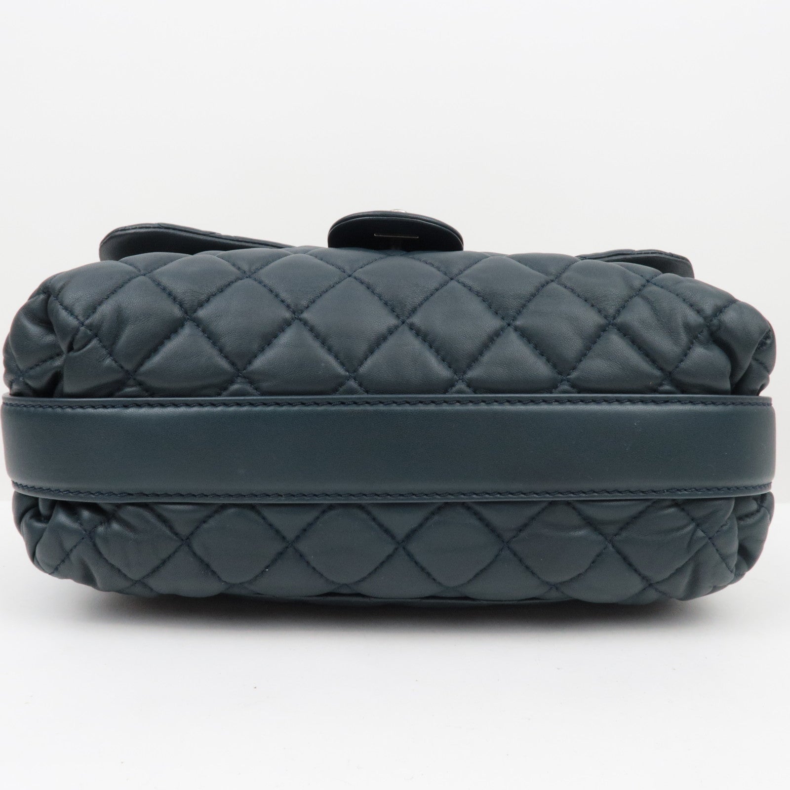 CHANEL Matelasse Lambskin Single Flap W Chain Bag Navy SV HDW *Dust bag, G Card