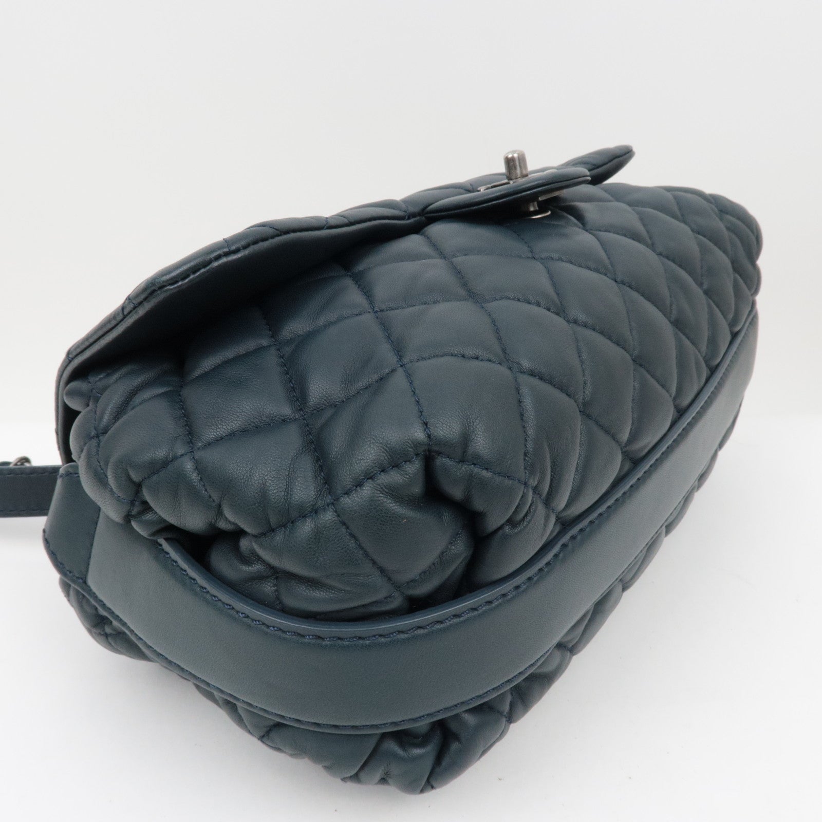 CHANEL Matelasse Lambskin Single Flap W Chain Bag Navy SV HDW *Dust bag, G Card