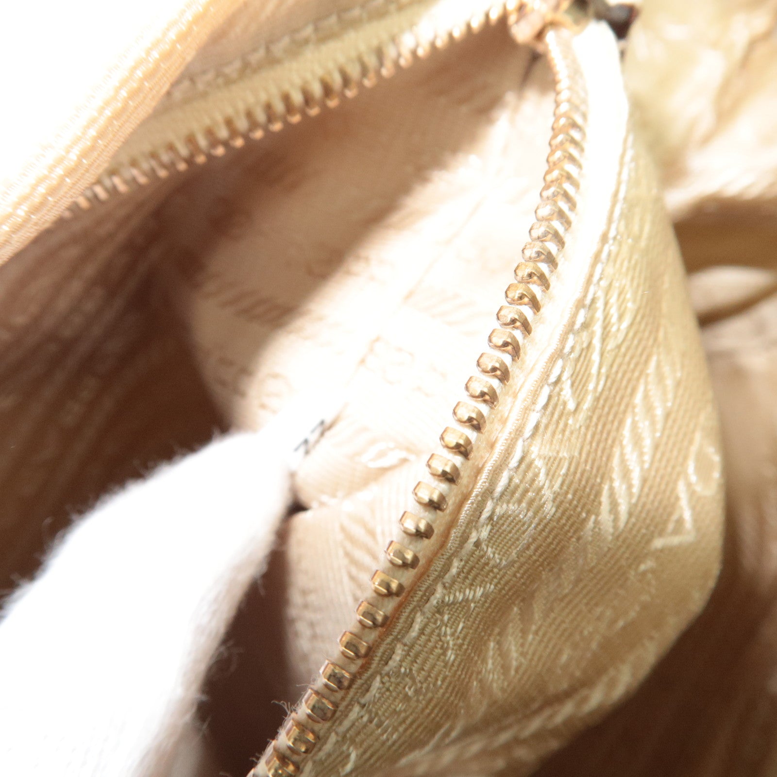 PRADA Nylon Leather Hand Bag Ivory BN0215 *Dust bag, Guarantee card