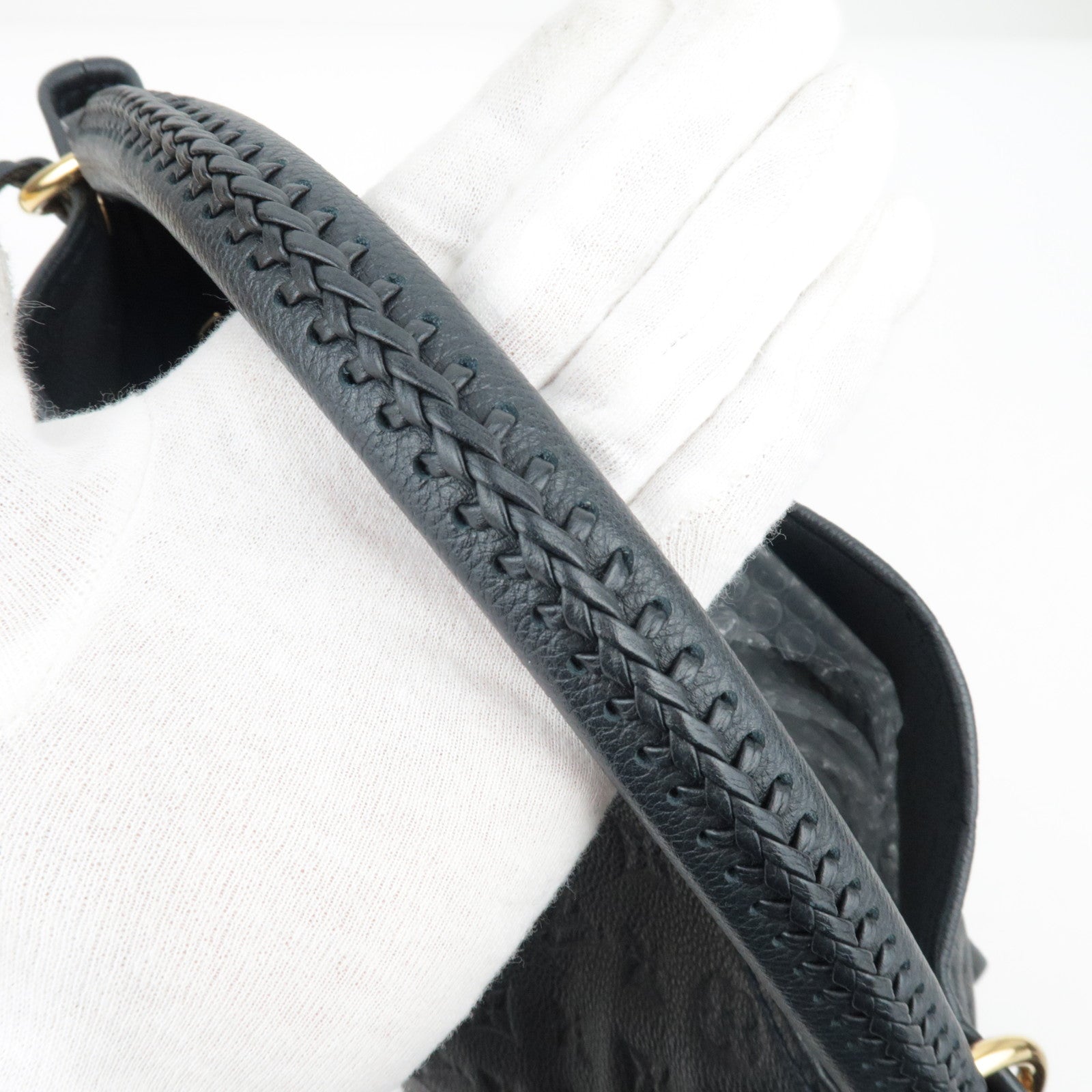 Louis Vuitton Monogram Empreinte Artsy MM Infini M93448/TR1122 *Dust bag, Charm