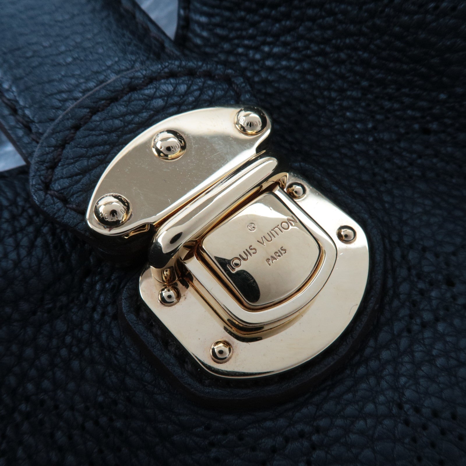 Louis Vuitton Monogram Mahina Maat L M95765/SP1151 