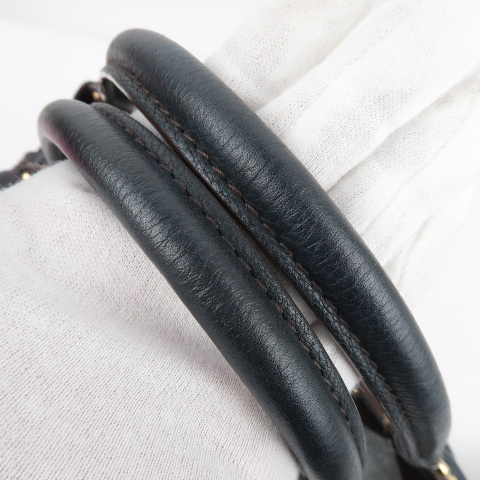 Louis Vuitton Monogram Mahina Maat L M95765/SP1151 