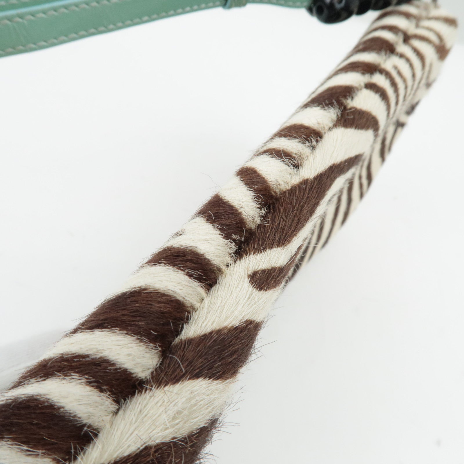 Christian Dior Pony Hair Patent Leather Malice Pearl Handtas 