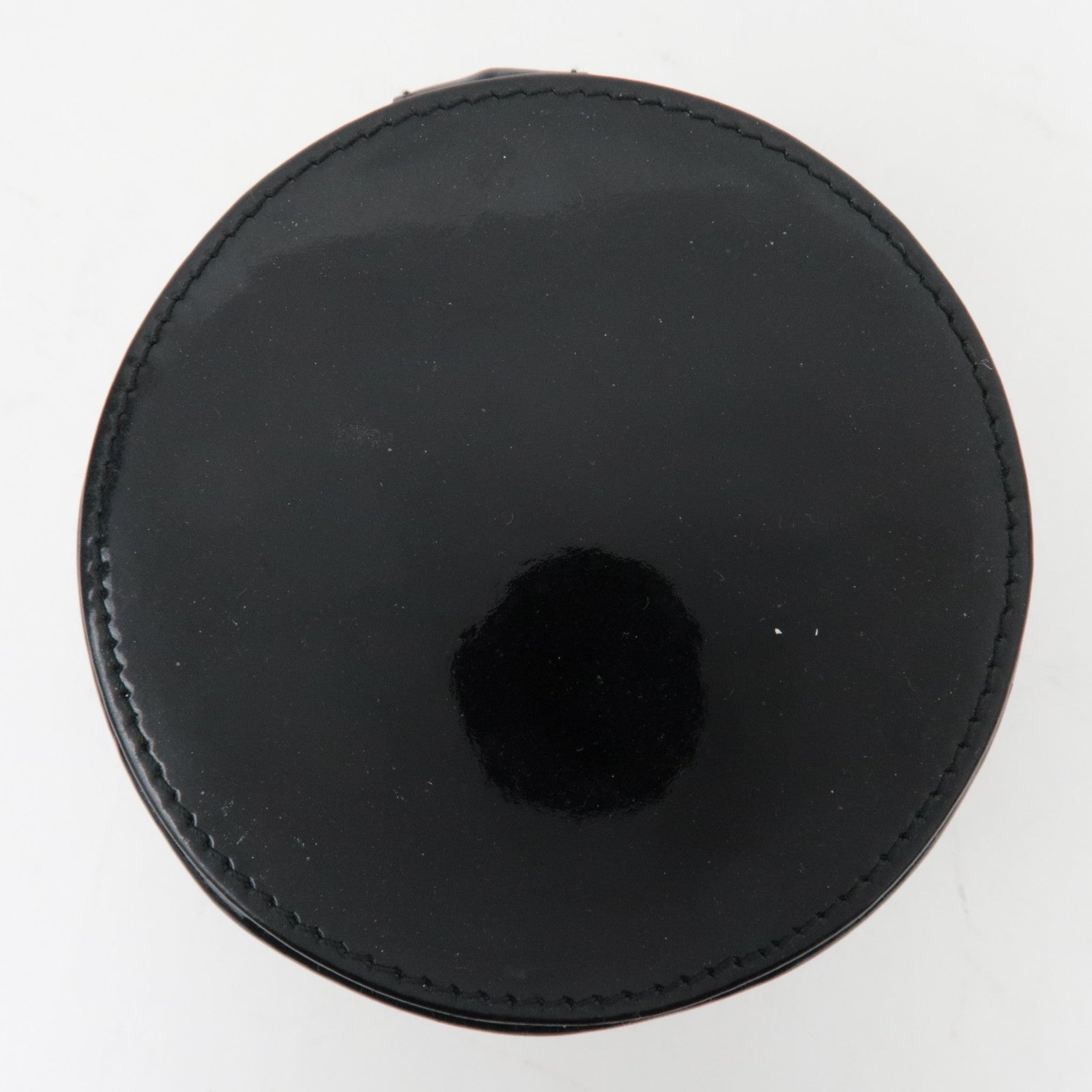 LOEWE Patent Circle Pouch met spiegel aan de binnenkant, zwart 