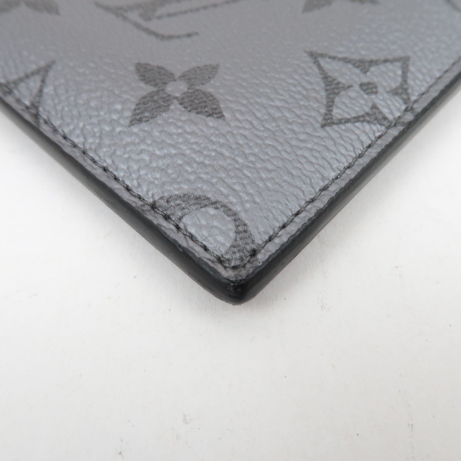 Louis Vuitton Monogram Taigarama Coin Card Case Silver M30839/IC Chip