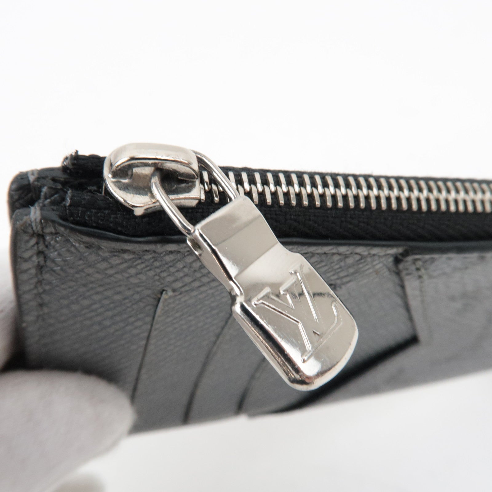 Louis Vuitton Monogram Taigarama Coin Card Case Silver M30839/IC Chip