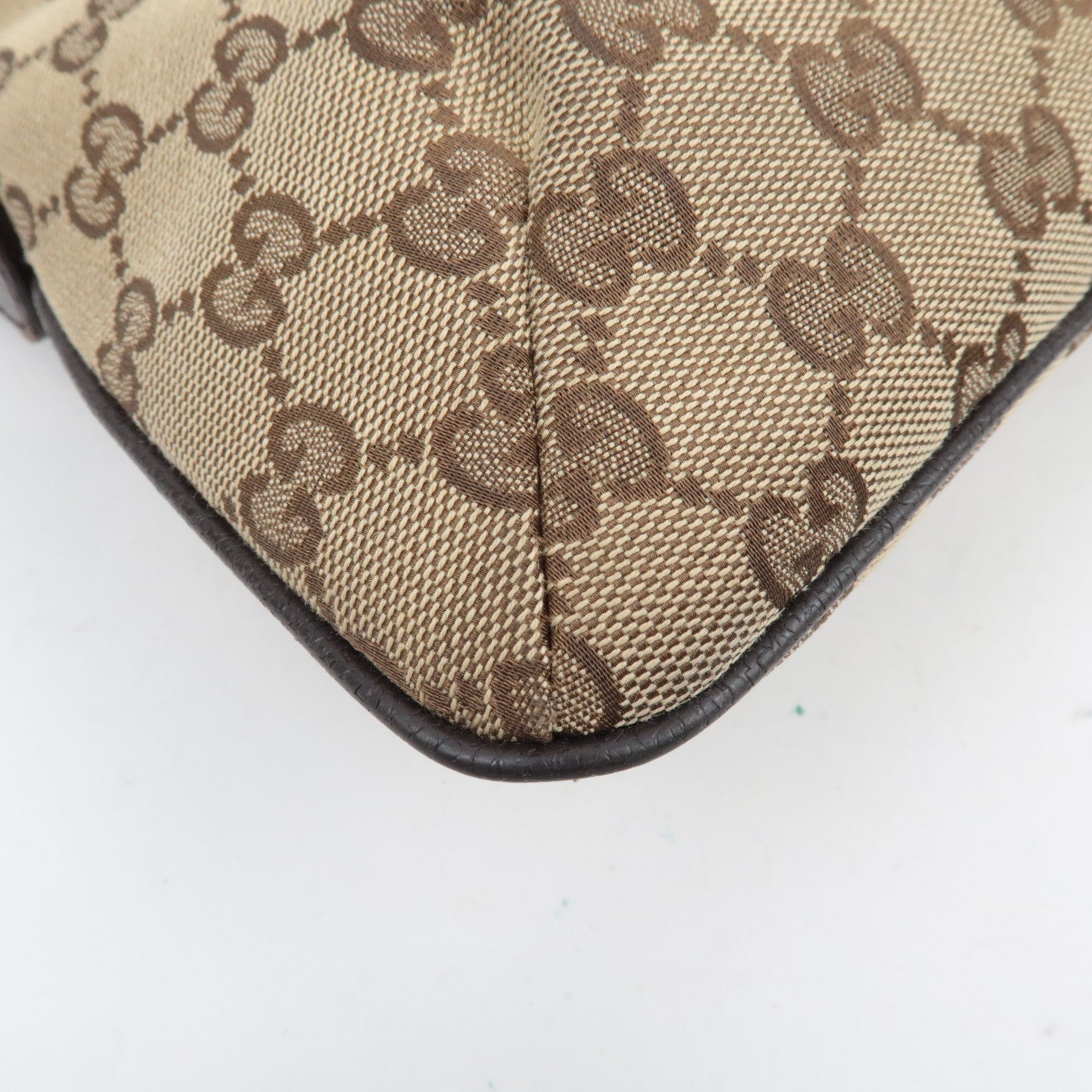 GUCCI  GG Canvas Sherry Shoulder Bag Beige 189749