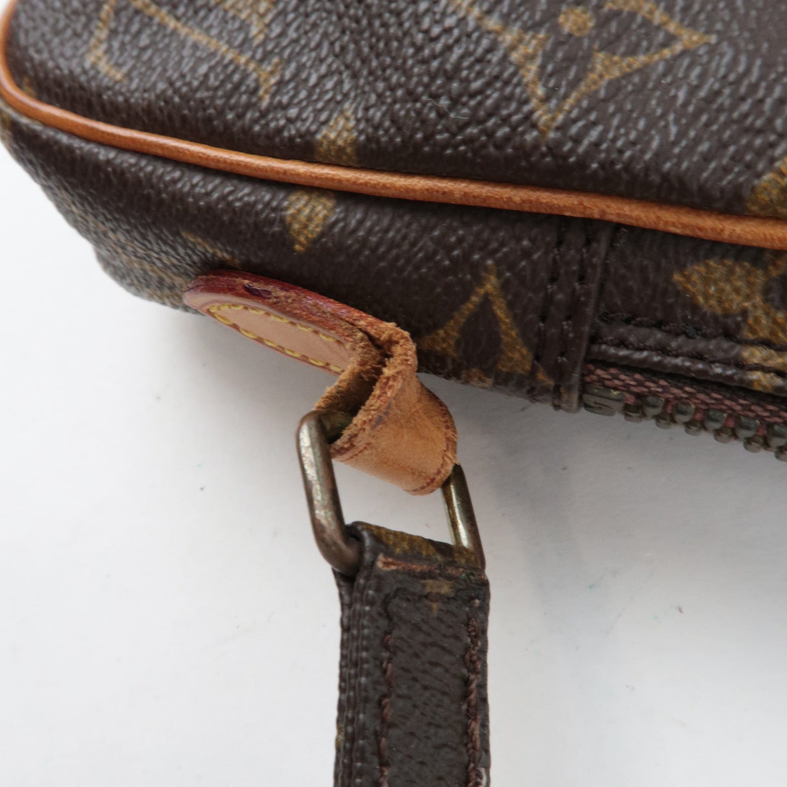 Louis Vuitton Monogram Mini Danube Schoudertas M45268/Serie onbekend 