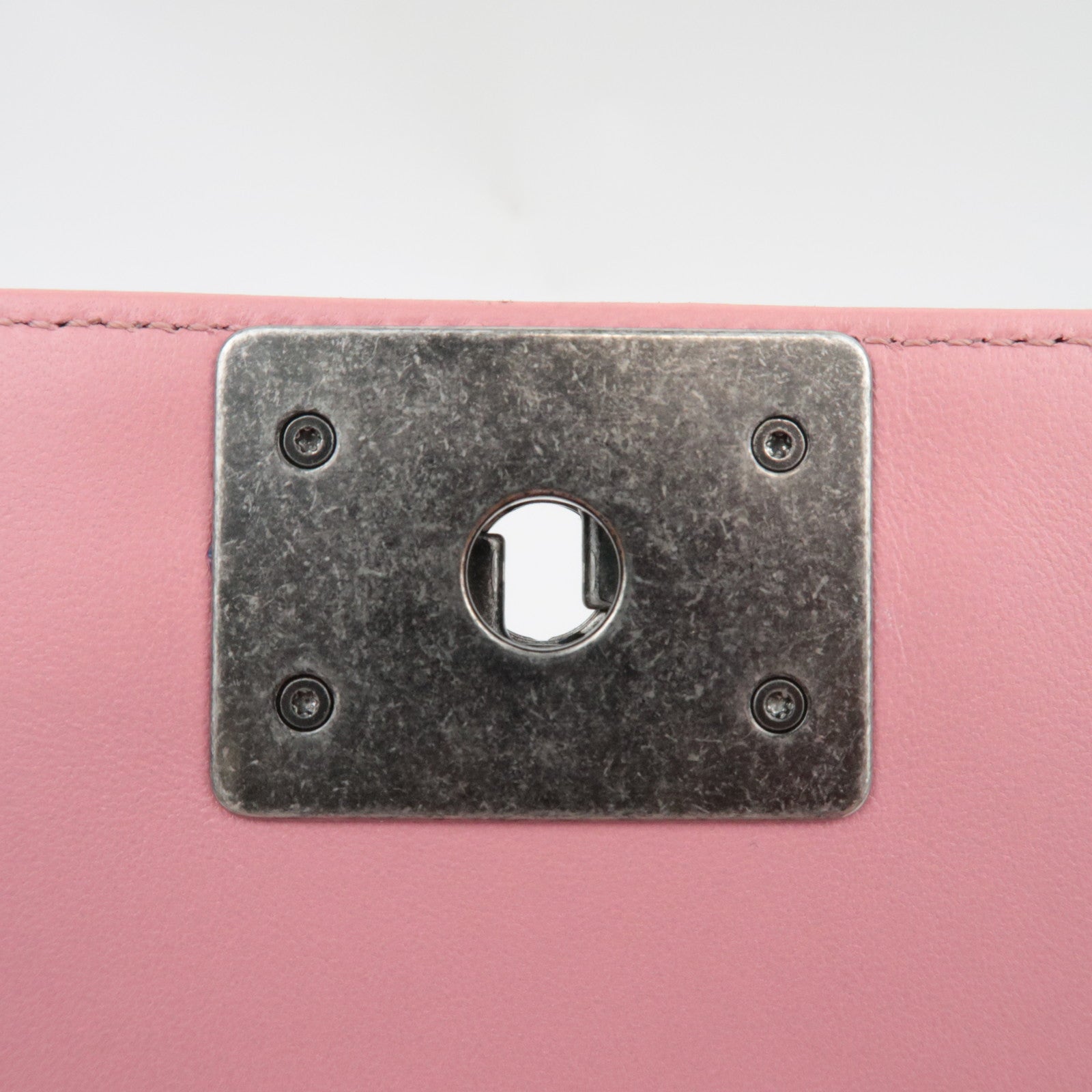 CHANEL Boy Chanel Chain Schoudertas Lamsleer Roze *Doos, G-kaart, Stofzak 